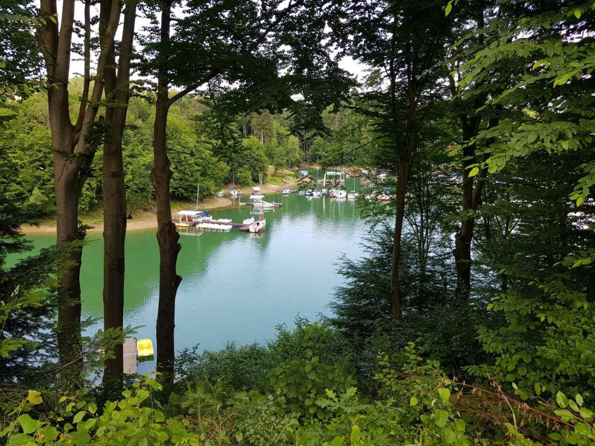 Caloroczne Domki Nad Zatoka Polańczyk Exterior foto